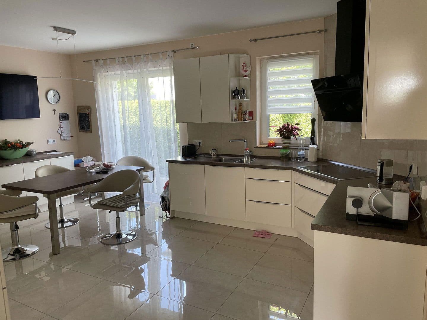 Prodej domu 292 m², pozemek 503 m², Peine, Dolní Sasko Prodej domu 292 m², pozemek 503 m², Peine, Dolní Sasko