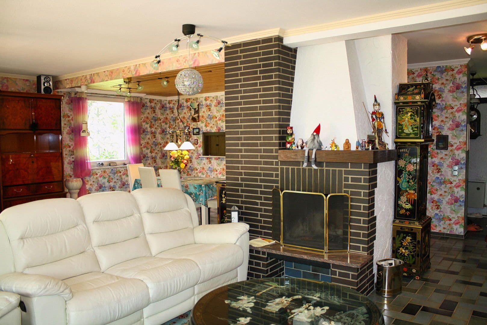 Prodej domu 245 m², pozemek 795 m², Niedernhausen, Hessen Prodej domu 245 m², pozemek 795 m², Niedernhausen, Hessen