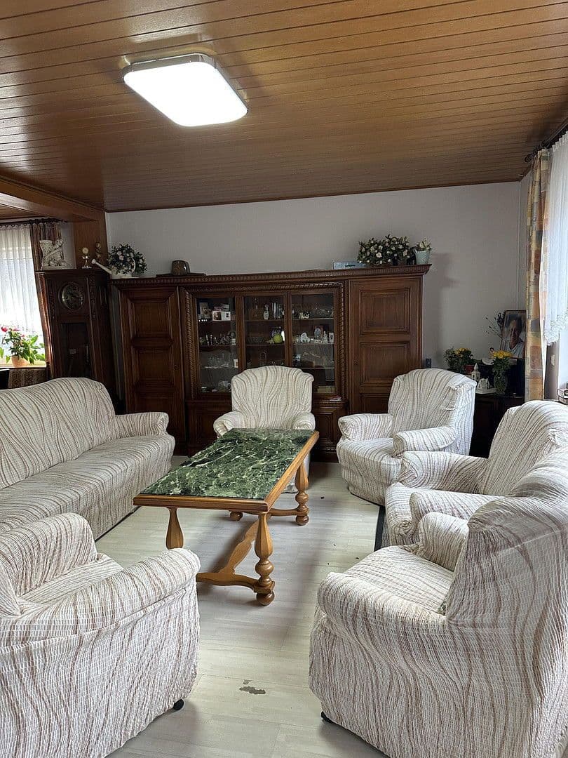 Prodej domu 187 m², pozemek 776 m², Kalletal, Severní Porýní-Vestfálsko Prodej domu 187 m², pozemek 776 m², Kalletal, Severní Porýní-Vestfálsko