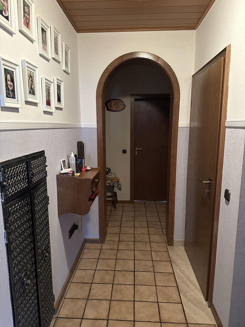 Prodej domu 187 m², pozemek 776 m², Kalletal, Severní Porýní-Vestfálsko Prodej domu 187 m², pozemek 776 m², Kalletal, Severní Porýní-Vestfálsko