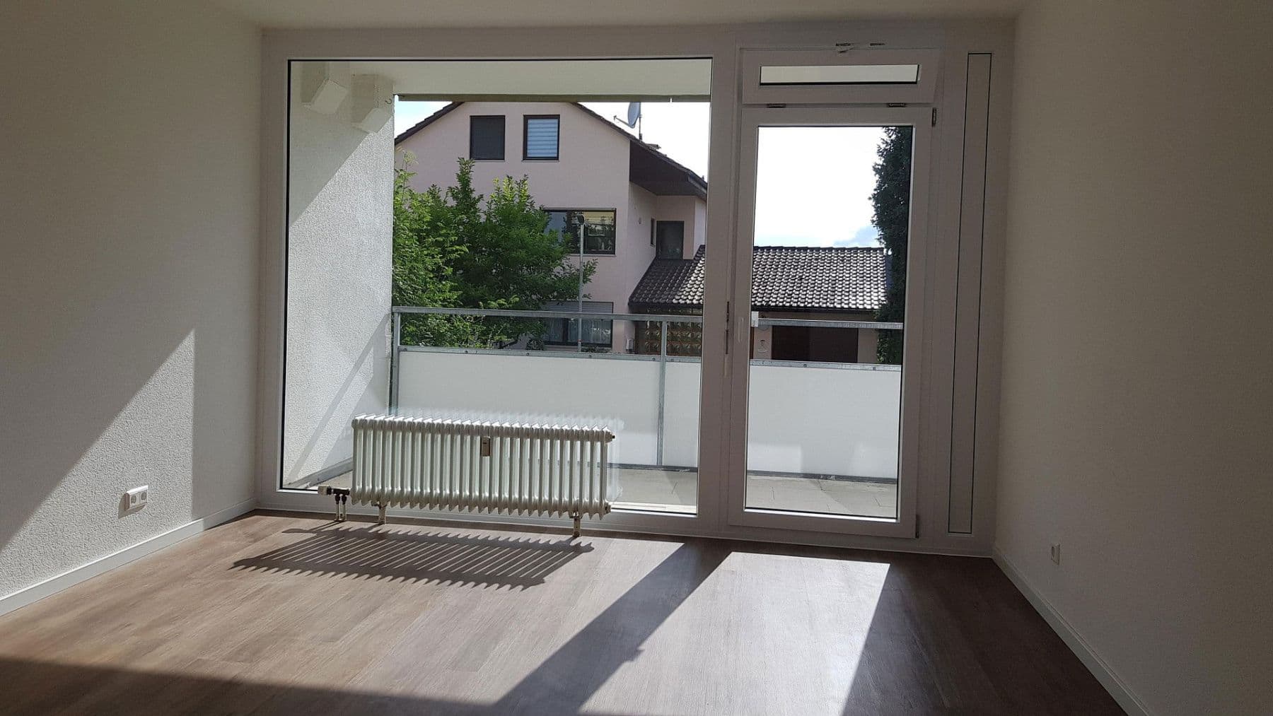 Pronájem bytu 3+1 89 m², Linzgaustraße 10, Uhldingen-Mühlhofen, Bádensko-Württembersko Pronájem bytu 3+1 89 m², Linzgaustraße 10, Uhldingen-Mühlhofen, Bádensko-Württembersko