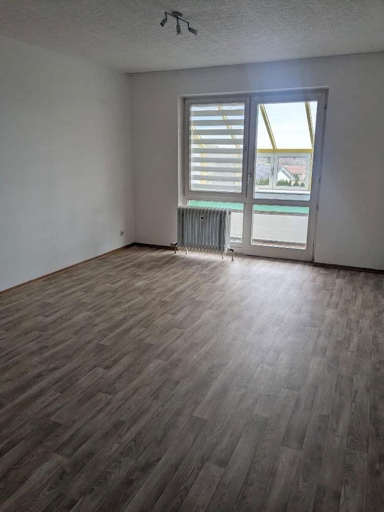 Pronájem bytu 2+kk 55 m², Landhausstraße 8-10, Meßstetten, Bádensko-Württembersko Pronájem bytu 2+kk 55 m², Landhausstraße 8-10, Meßstetten, Bádensko-Württembersko
