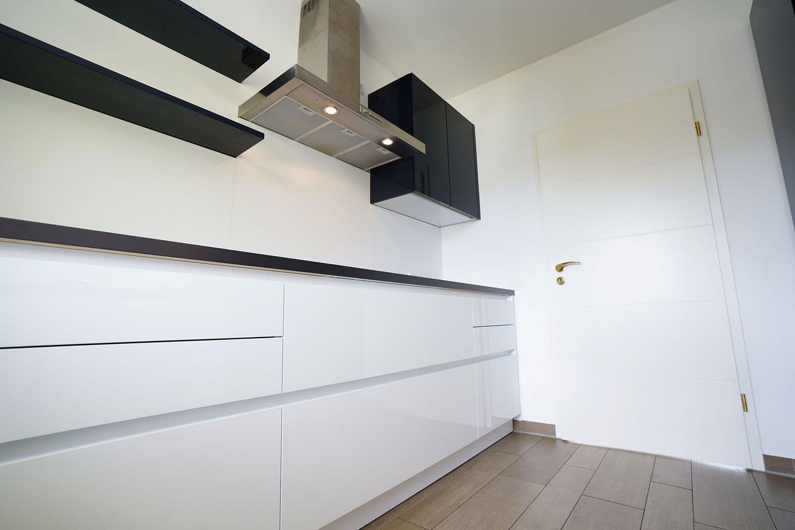 Pronájem bytu 4+1 147 m², München, Bavorsko Pronájem bytu 4+1 147 m², München, Bavorsko