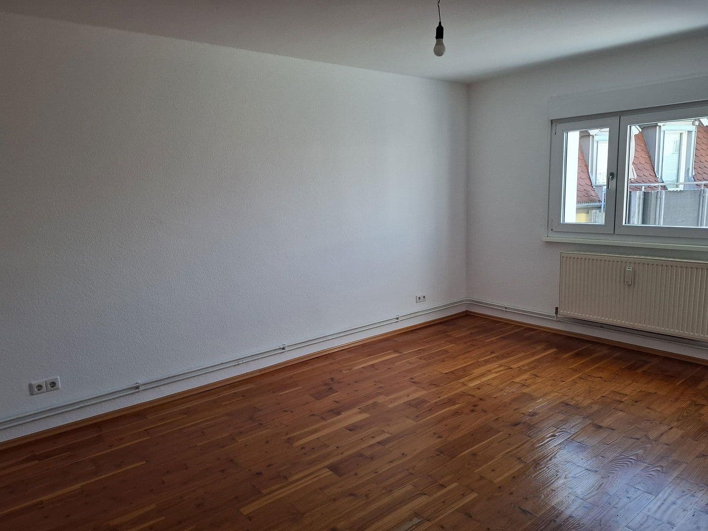 Pronájem bytu 4+1 107 m², Douglasstraße 34, Karlsruhe, Bádensko-Württembersko Pronájem bytu 4+1 107 m², Douglasstraße 34, Karlsruhe, Bádensko-Württembersko
