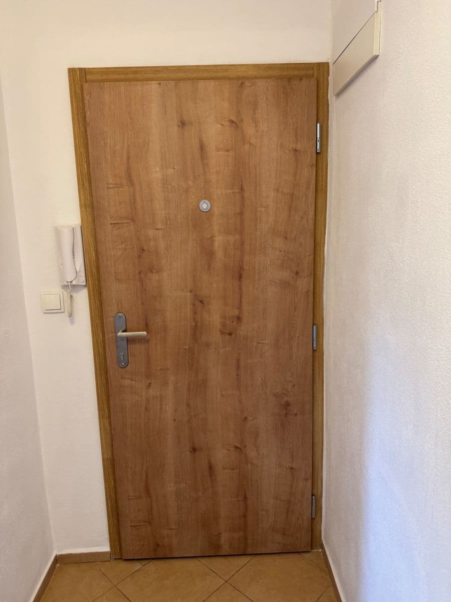 Pronájem bytu 2+1 56 m², Žižkova, Mikulov, Jihomoravský kraj Pronájem bytu 2+1 56 m², Žižkova, Mikulov, Jihomoravský kraj