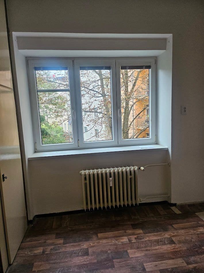 Pronájem bytu 2+1 61 m², třída Kpt. Jaroše, Brno, Jihomoravský kraj Pronájem bytu 2+1 61 m², třída Kpt. Jaroše, Brno, Jihomoravský kraj