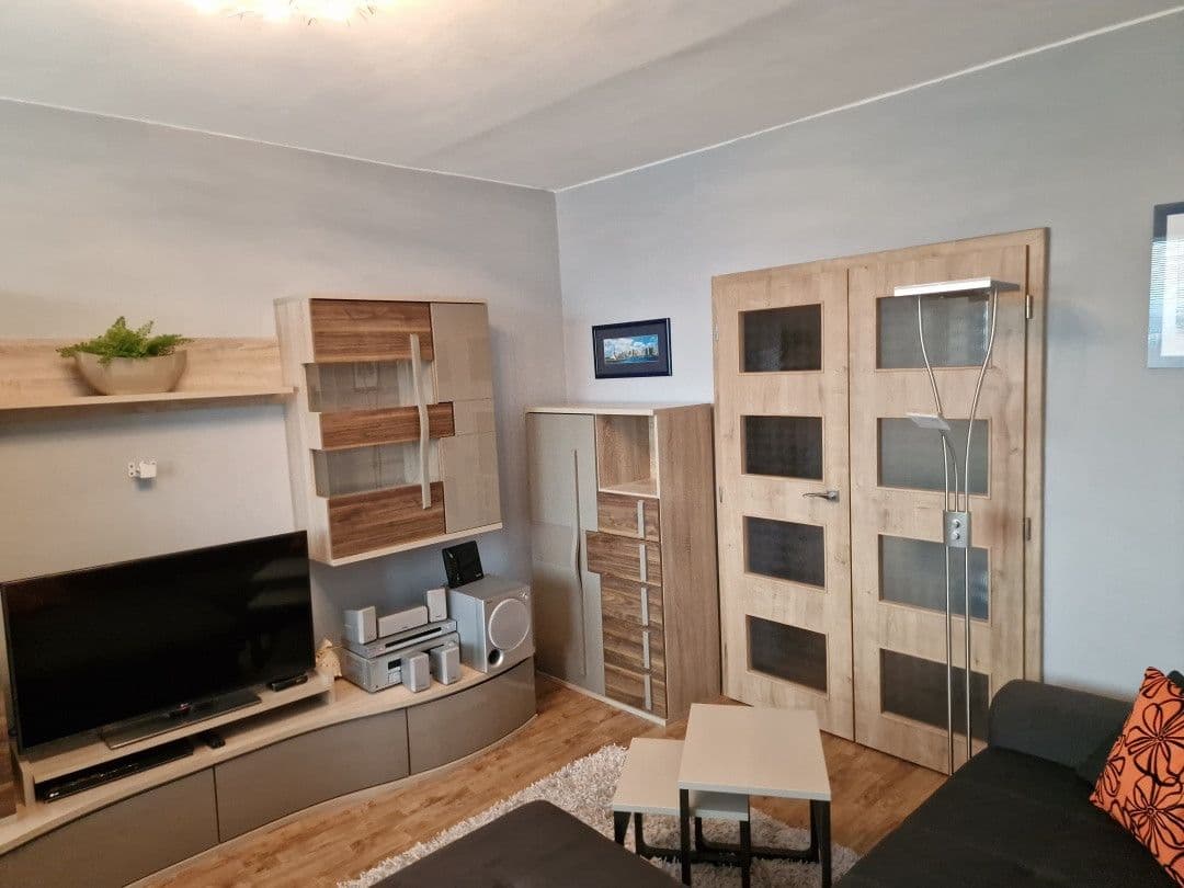 Pronájem bytu 3+1 79 m², Libušina, Liberec, Liberecký kraj Pronájem bytu 3+1 79 m², Libušina, Liberec, Liberecký kraj