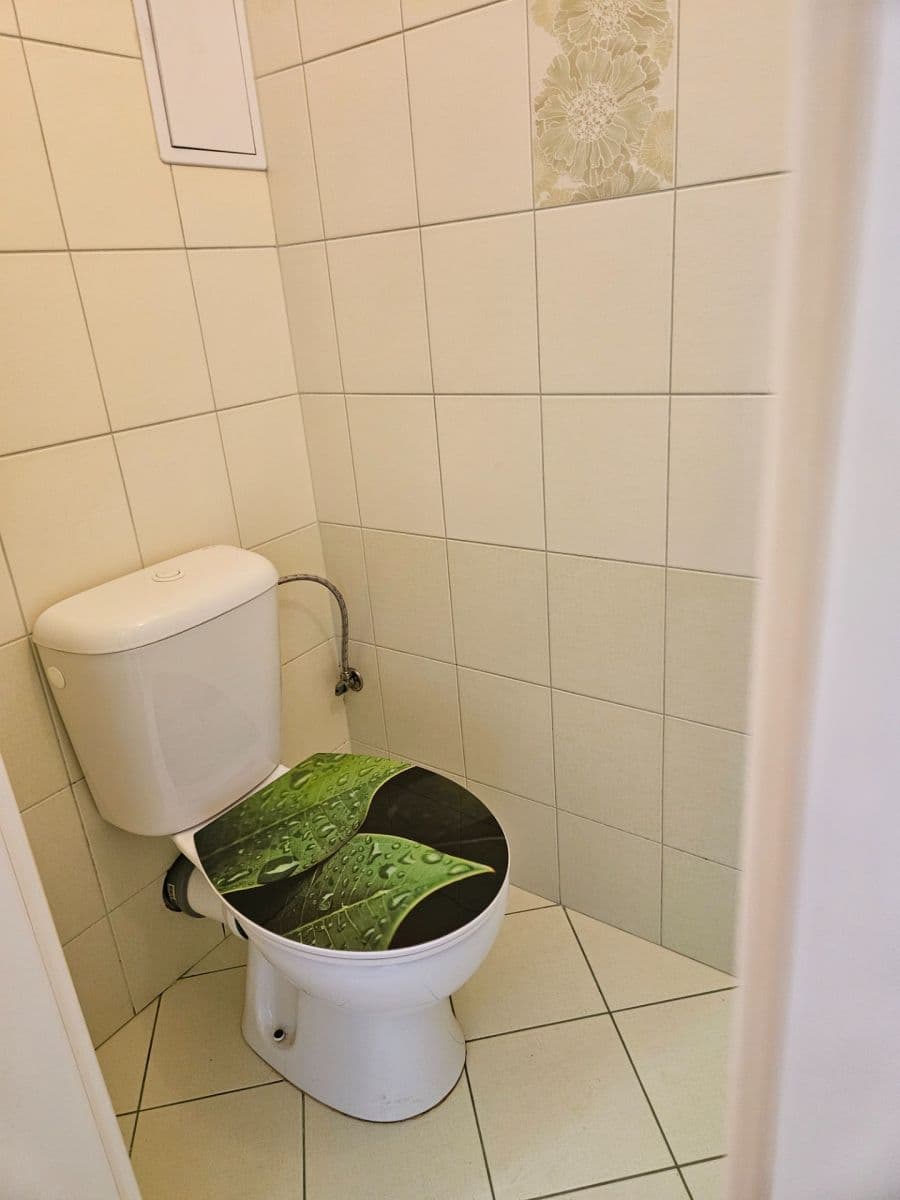 Pronájem bytu 2+1 53 m², Úhonická, Jeneč, Středočeský kraj Pronájem bytu 2+1 53 m², Úhonická, Jeneč, Středočeský kraj