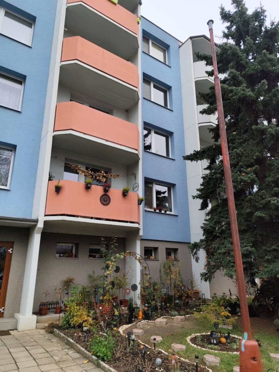 Pronájem bytu 3+1 79 m², Luční, Ivančice, Jihomoravský kraj Pronájem bytu 3+1 79 m², Luční, Ivančice, Jihomoravský kraj