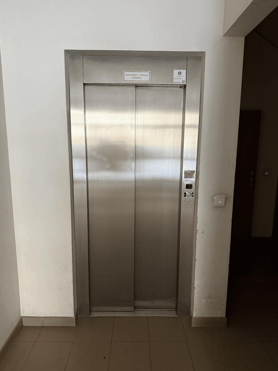 Pronájem bytu 2+kk 58 m², Radlická, Praha, Praha Pronájem bytu 2+kk 58 m², Radlická, Praha, Praha