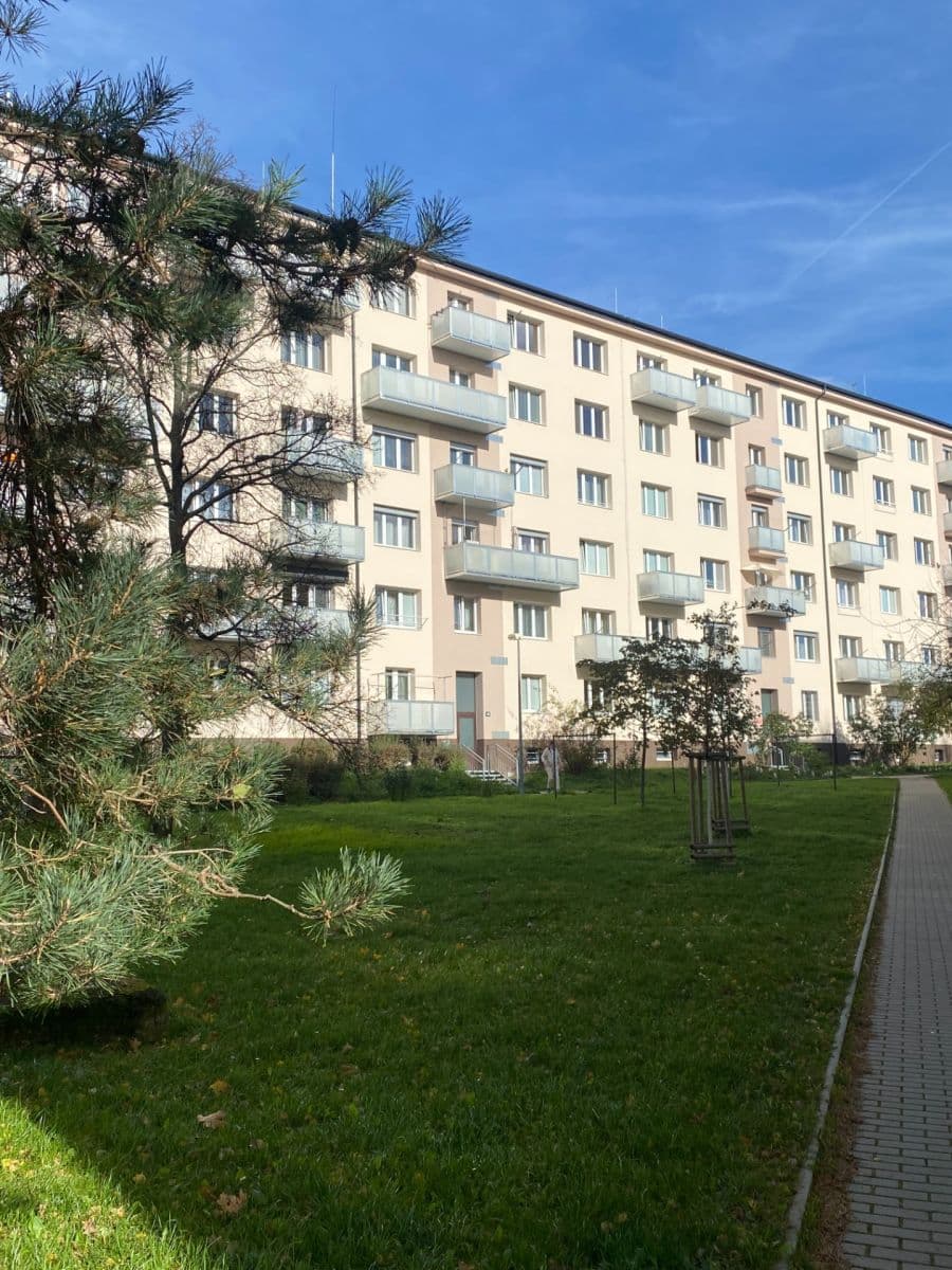 Pronájem bytu 2+1 55 m², Zelenečská, Praha, Praha Pronájem bytu 2+1 55 m², Zelenečská, Praha, Praha