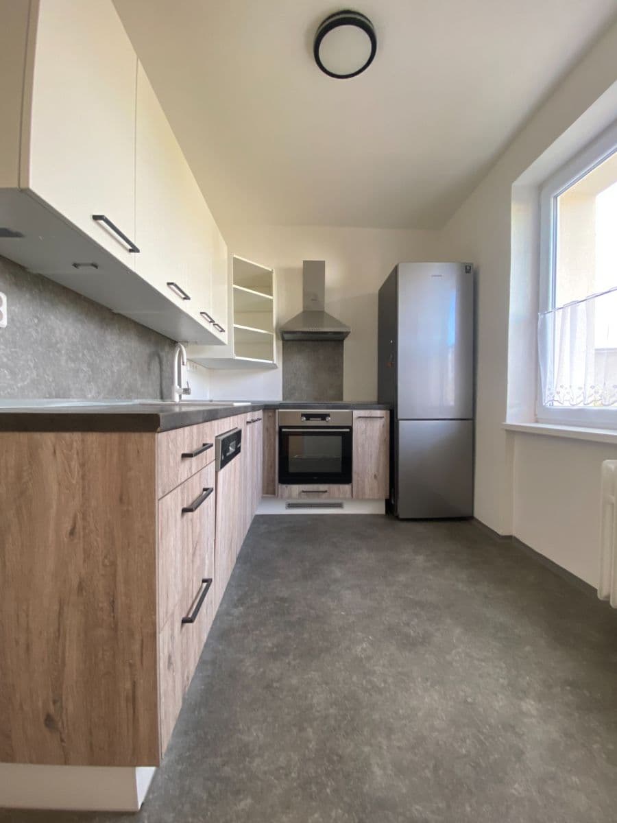 Pronájem bytu 2+1 55 m², Zelenečská, Praha, Praha Pronájem bytu 2+1 55 m², Zelenečská, Praha, Praha