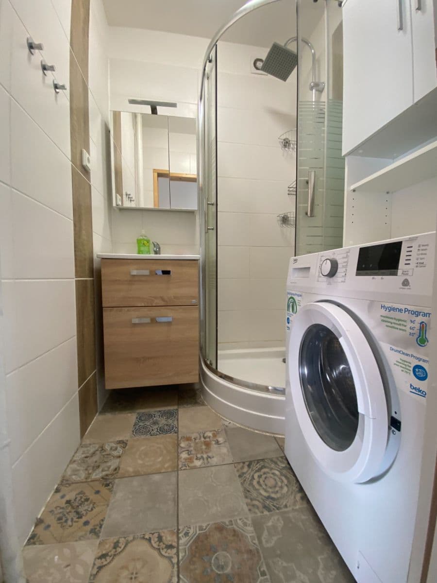 Pronájem bytu 2+1 55 m², Zelenečská, Praha, Praha Pronájem bytu 2+1 55 m², Zelenečská, Praha, Praha