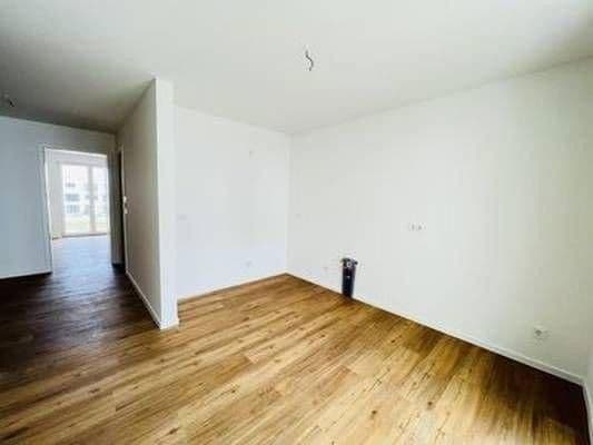 Pronájem bytu 3+1 88 m², Wolfsburg, Dolní Sasko Pronájem bytu 3+1 88 m², Wolfsburg, Dolní Sasko