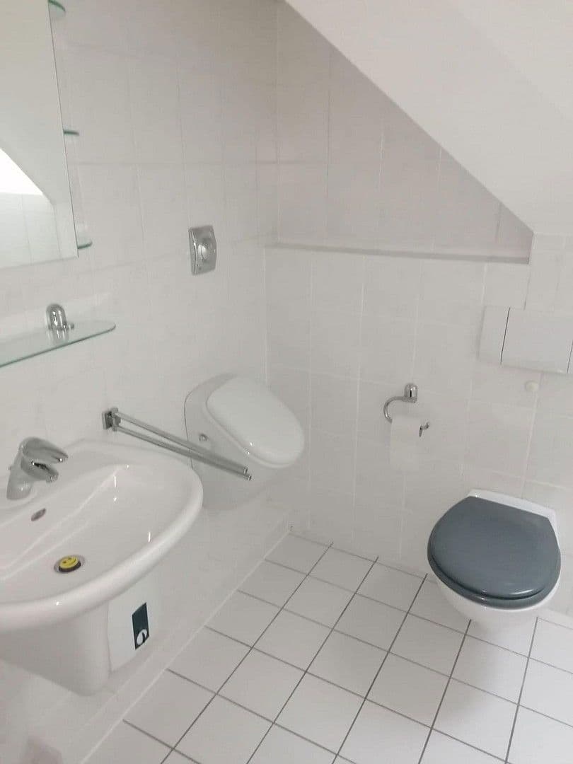 Prodej bytu 3+1 78 m², Langenfeld (Rheinland), Severní Porýní-Vestfálsko Prodej bytu 3+1 78 m², Langenfeld (Rheinland), Severní Porýní-Vestfálsko