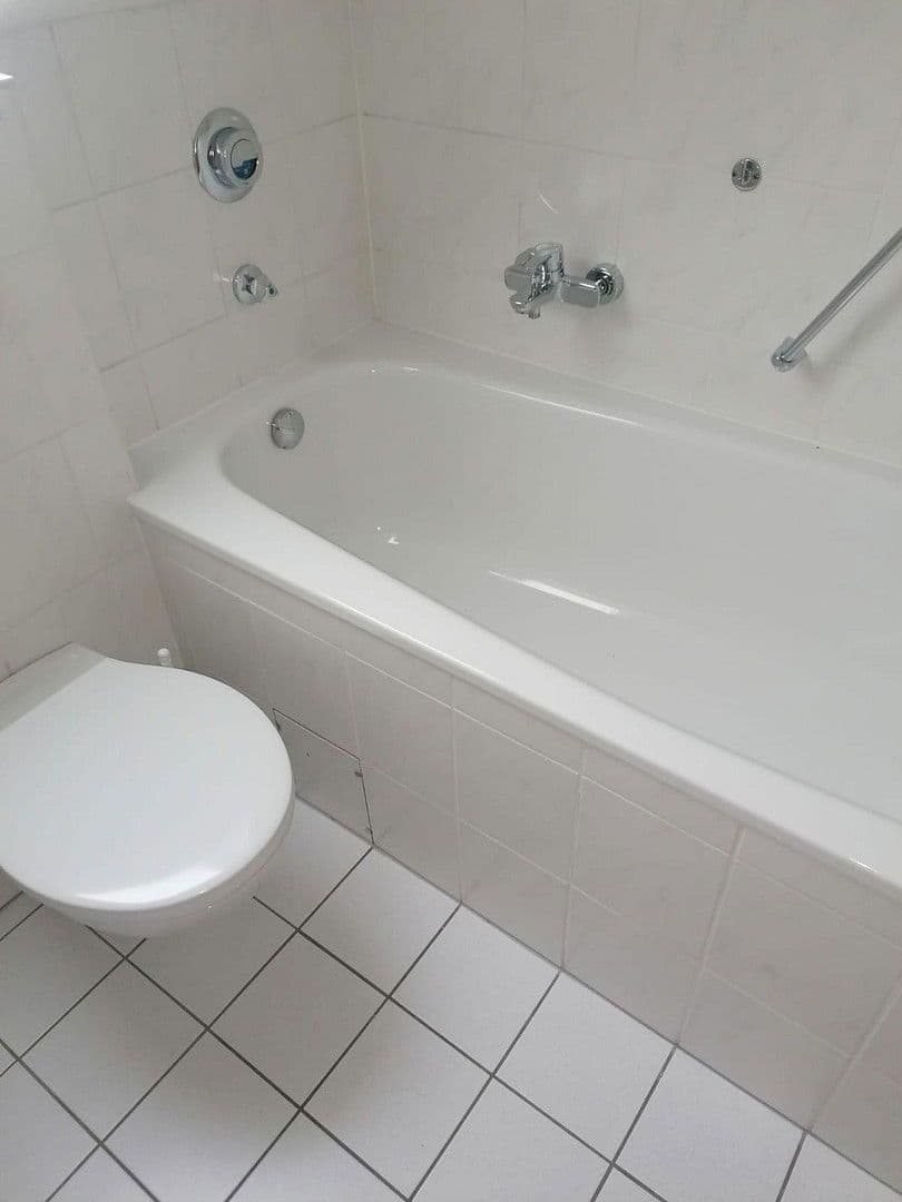 Prodej bytu 3+1 78 m², Langenfeld (Rheinland), Severní Porýní-Vestfálsko Prodej bytu 3+1 78 m², Langenfeld (Rheinland), Severní Porýní-Vestfálsko