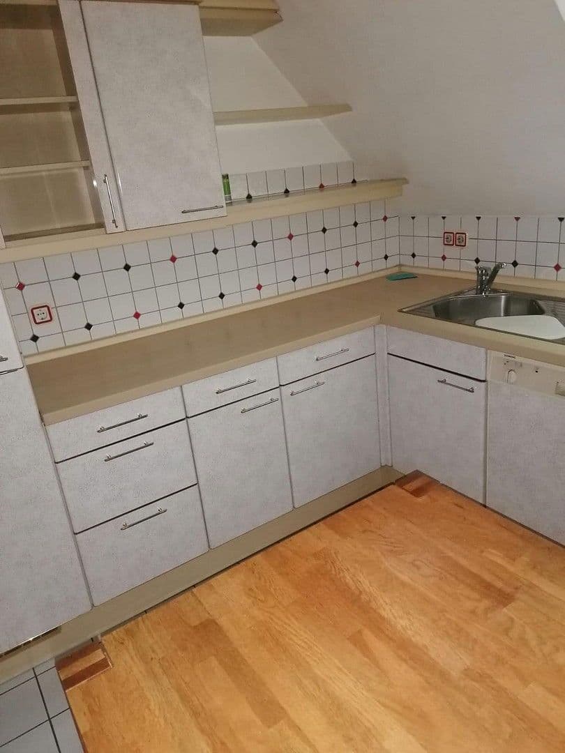 Prodej bytu 3+1 78 m², Langenfeld (Rheinland), Severní Porýní-Vestfálsko Prodej bytu 3+1 78 m², Langenfeld (Rheinland), Severní Porýní-Vestfálsko