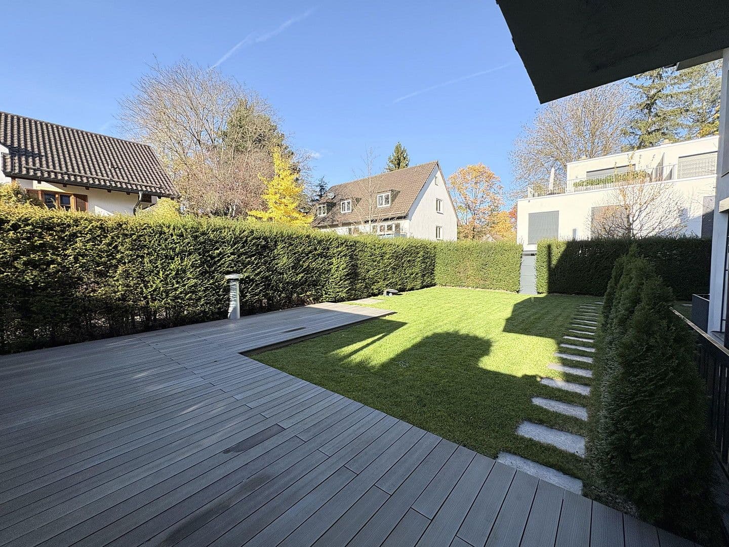 Pronájem bytu 4+1 258 m², Menzinger Straße 130, München, Bavorsko Pronájem bytu 4+1 258 m², Menzinger Straße 130, München, Bavorsko