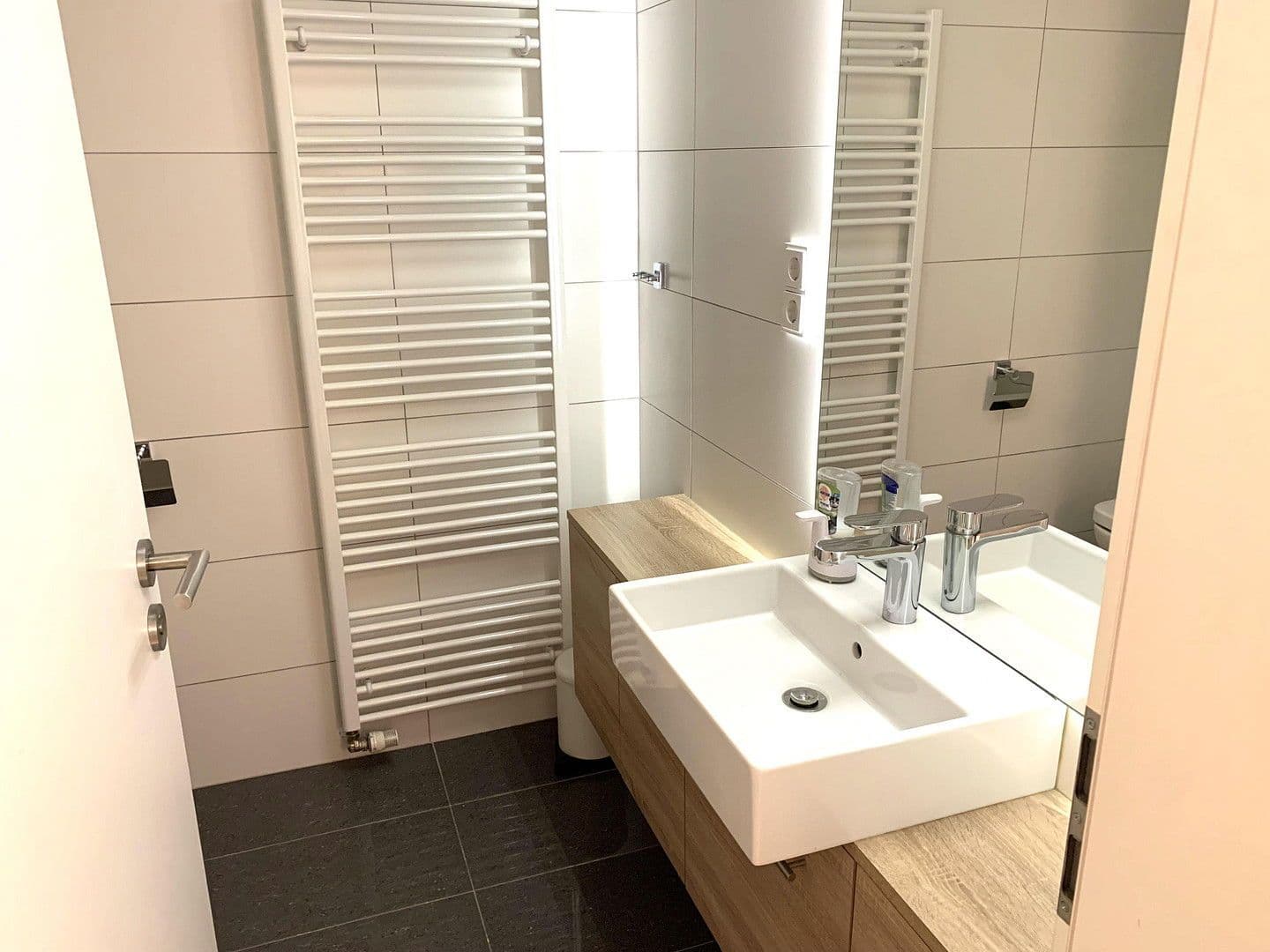 Pronájem bytu 4+1 258 m², Menzinger Straße 130, München, Bavorsko Pronájem bytu 4+1 258 m², Menzinger Straße 130, München, Bavorsko