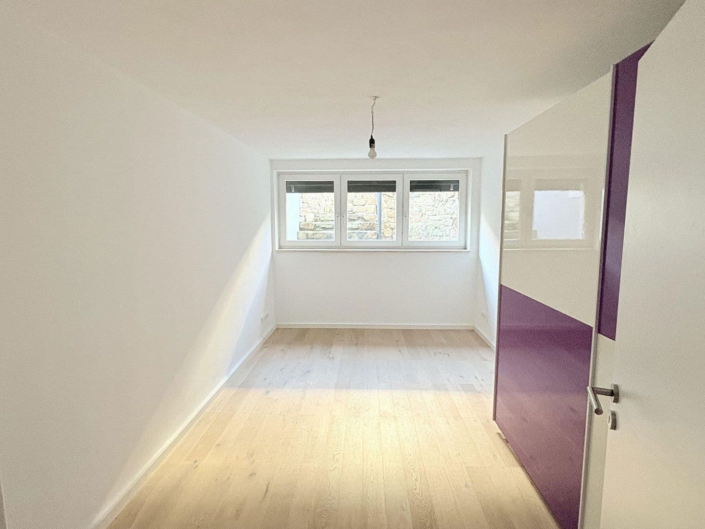 Pronájem bytu 4+1 258 m², Menzinger Straße 130, München, Bavorsko Pronájem bytu 4+1 258 m², Menzinger Straße 130, München, Bavorsko