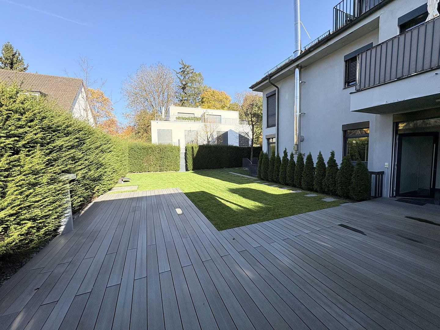 Pronájem bytu 4+1 258 m², Menzinger Straße 130, München, Bavorsko Pronájem bytu 4+1 258 m², Menzinger Straße 130, München, Bavorsko