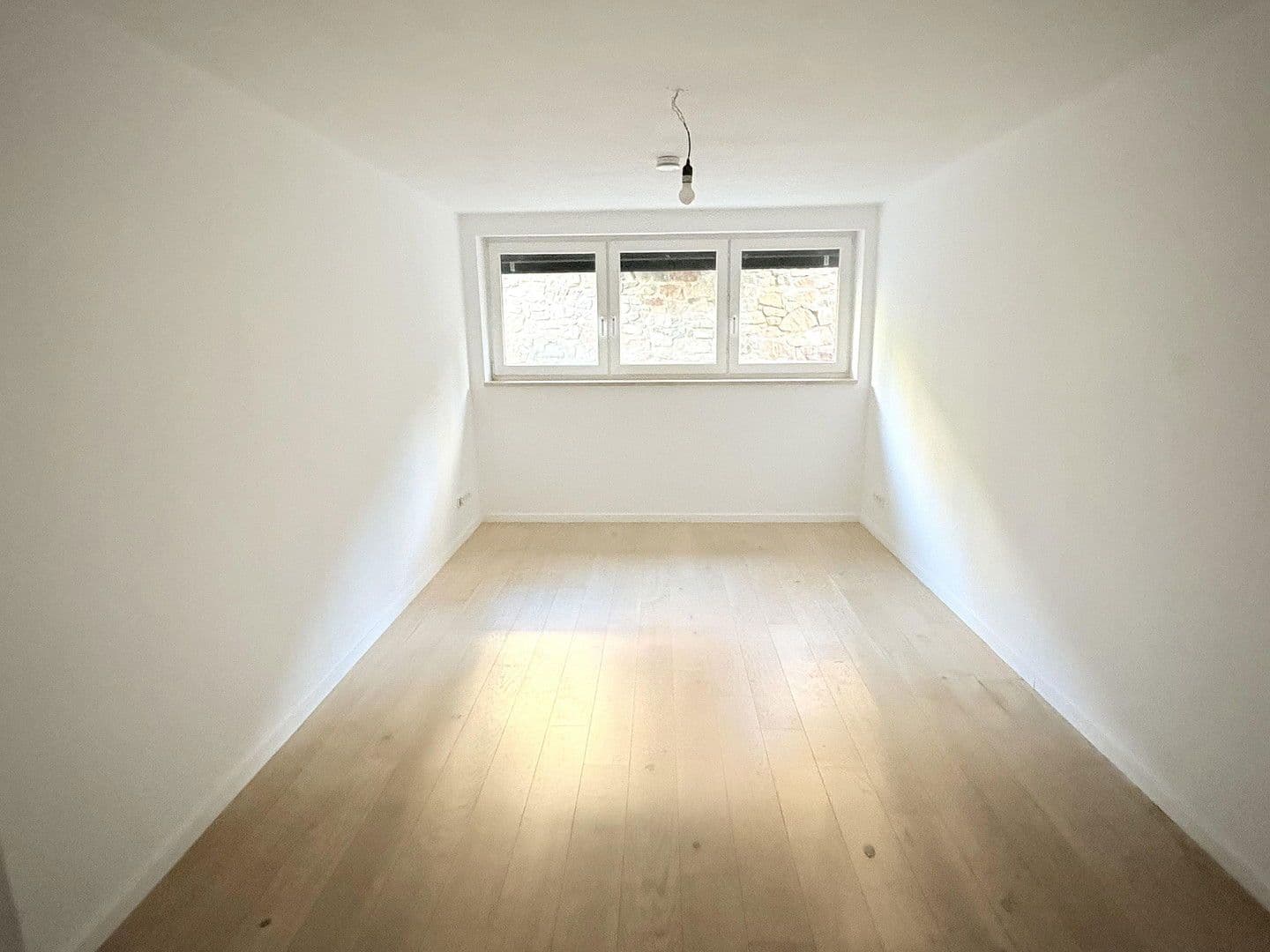 Pronájem bytu 4+1 258 m², Menzinger Straße 130, München, Bavorsko Pronájem bytu 4+1 258 m², Menzinger Straße 130, München, Bavorsko