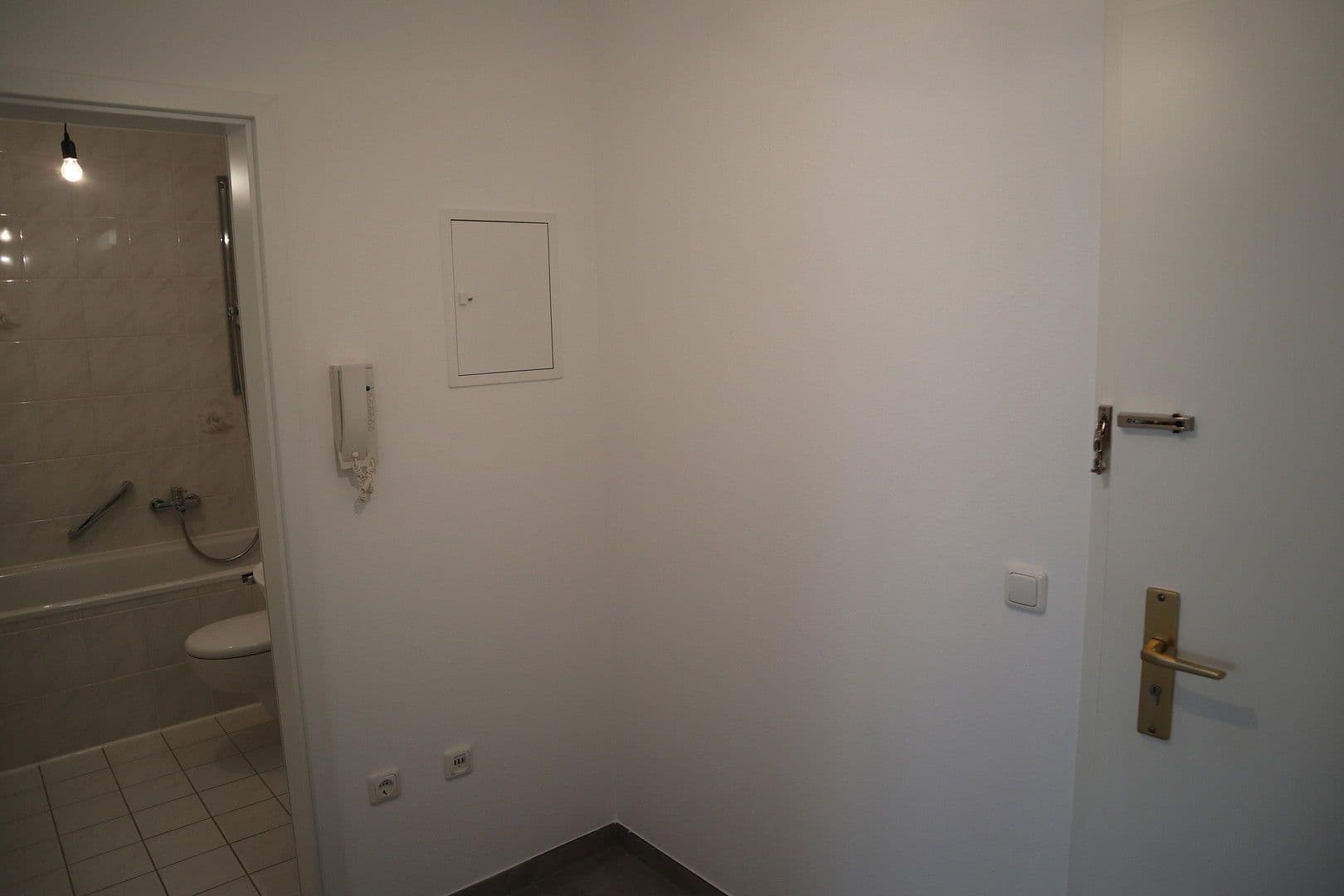 Prodej bytu 3+1 79 m², München, Bavorsko Prodej bytu 3+1 79 m², München, Bavorsko