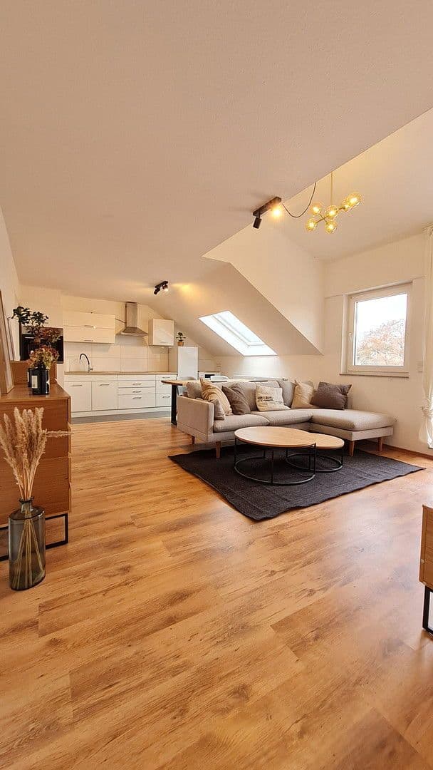 Pronájem bytu 3+1 75 m², Böttcherstr., Düren, Severní Porýní-Vestfálsko Pronájem bytu 3+1 75 m², Böttcherstr., Düren, Severní Porýní-Vestfálsko