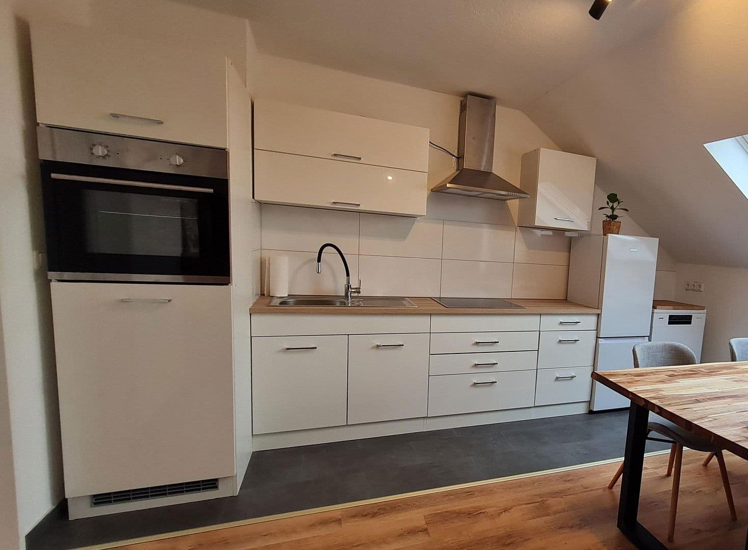 Pronájem bytu 3+1 75 m², Böttcherstr., Düren, Severní Porýní-Vestfálsko Pronájem bytu 3+1 75 m², Böttcherstr., Düren, Severní Porýní-Vestfálsko