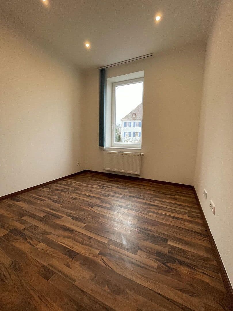 Pronájem bytu 2+1 60 m², Kirchberg 5, Breitenbrunn, Bavorsko Pronájem bytu 2+1 60 m², Kirchberg 5, Breitenbrunn, Bavorsko