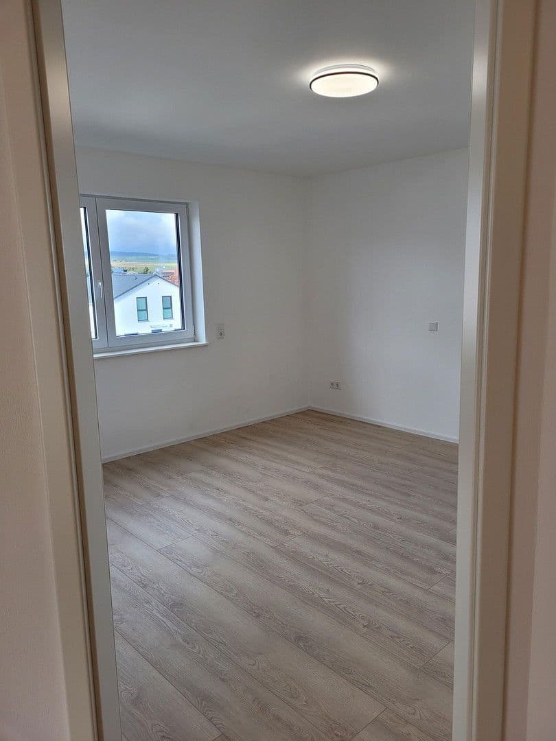 Pronájem bytu 3+kk 97 m², Im Schülersgut 30, Esselbach, Bavorsko Pronájem bytu 3+kk 97 m², Im Schülersgut 30, Esselbach, Bavorsko