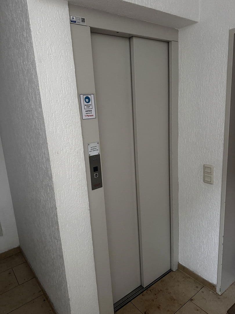 Pronájem bytu 2+kk 55 m², Petersstrasse 59-61, Krefeld, Severní Porýní-Vestfálsko Pronájem bytu 2+kk 55 m², Petersstrasse 59-61, Krefeld, Severní Porýní-Vestfálsko