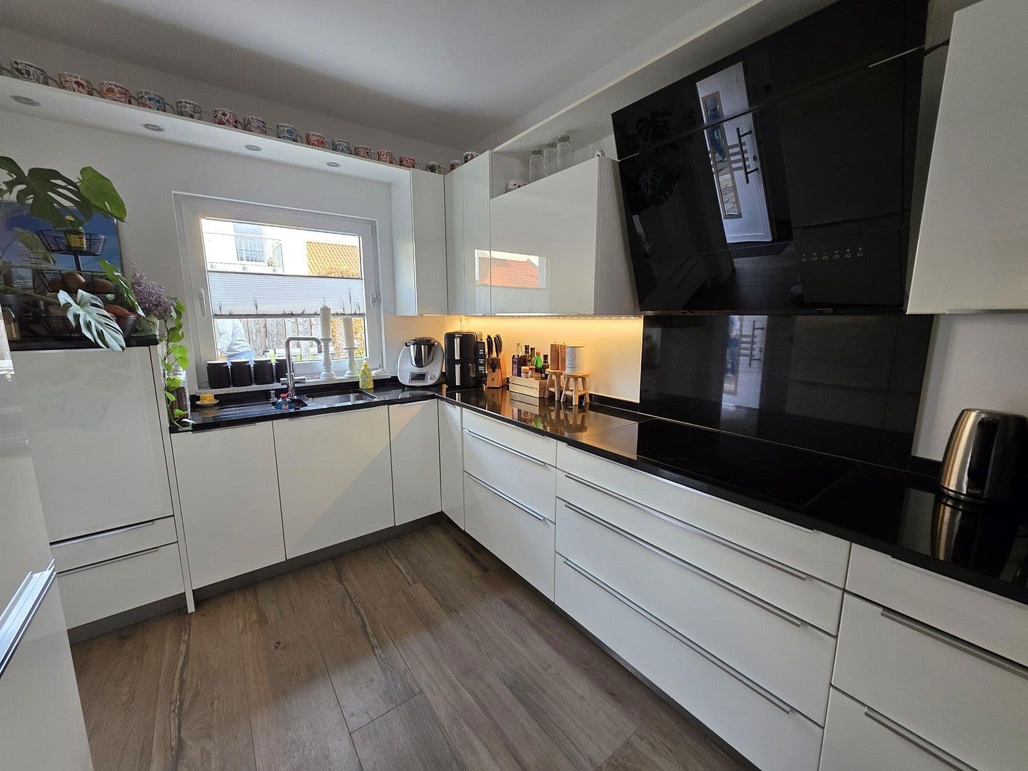 Pronájem domu 125 m², pozemek 261 m², Am Fablhof 10, Putzbrunn, Bavorsko Pronájem domu 125 m², pozemek 261 m², Am Fablhof 10, Putzbrunn, Bavorsko