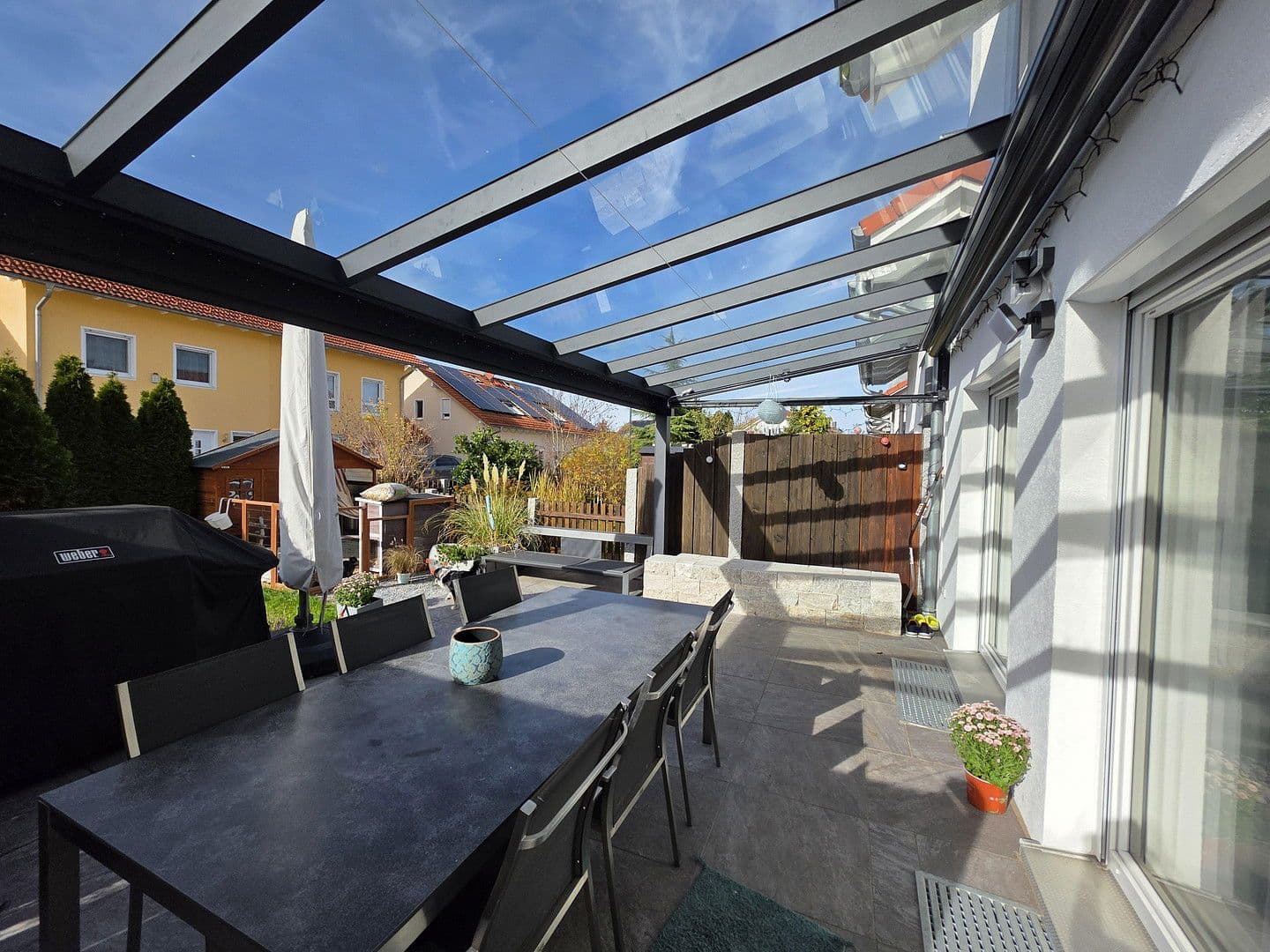 Pronájem domu 125 m², pozemek 261 m², Am Fablhof 10, Putzbrunn, Bavorsko Pronájem domu 125 m², pozemek 261 m², Am Fablhof 10, Putzbrunn, Bavorsko