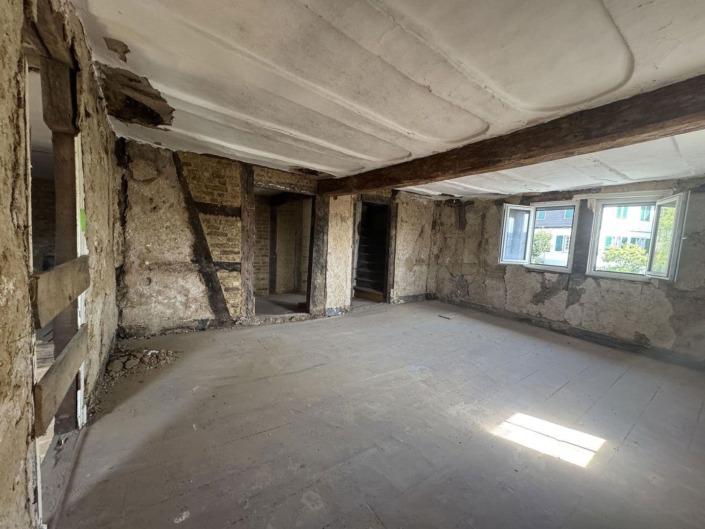 Prodej domu 170 m², pozemek 436 m², Meudt, Porýní-Falc Prodej domu 170 m², pozemek 436 m², Meudt, Porýní-Falc