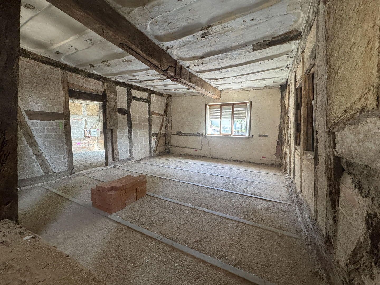 Prodej domu 170 m², pozemek 436 m², Meudt, Porýní-Falc Prodej domu 170 m², pozemek 436 m², Meudt, Porýní-Falc