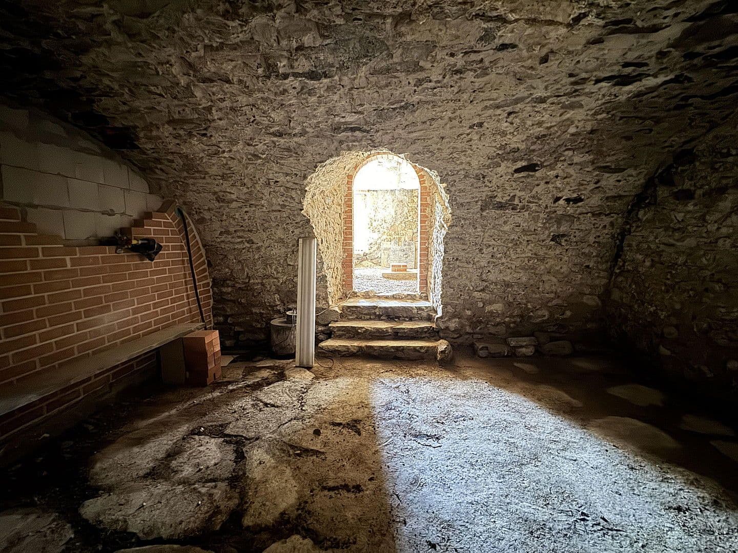 Prodej domu 170 m², pozemek 436 m², Meudt, Porýní-Falc Prodej domu 170 m², pozemek 436 m², Meudt, Porýní-Falc