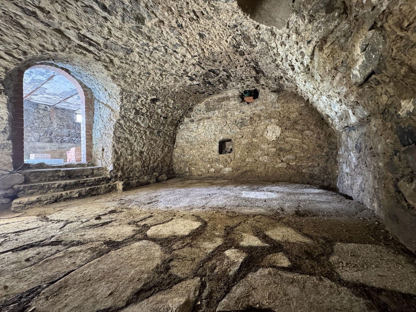 Prodej domu 170 m², pozemek 436 m², Meudt, Porýní-Falc Prodej domu 170 m², pozemek 436 m², Meudt, Porýní-Falc