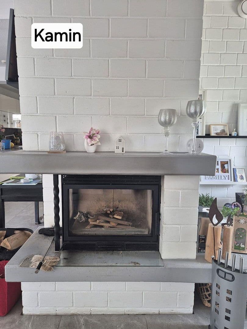 Prodej domu 160 m², pozemek 1.090 m², Rheinböllen, Porýní-Falc Prodej domu 160 m², pozemek 1.090 m², Rheinböllen, Porýní-Falc