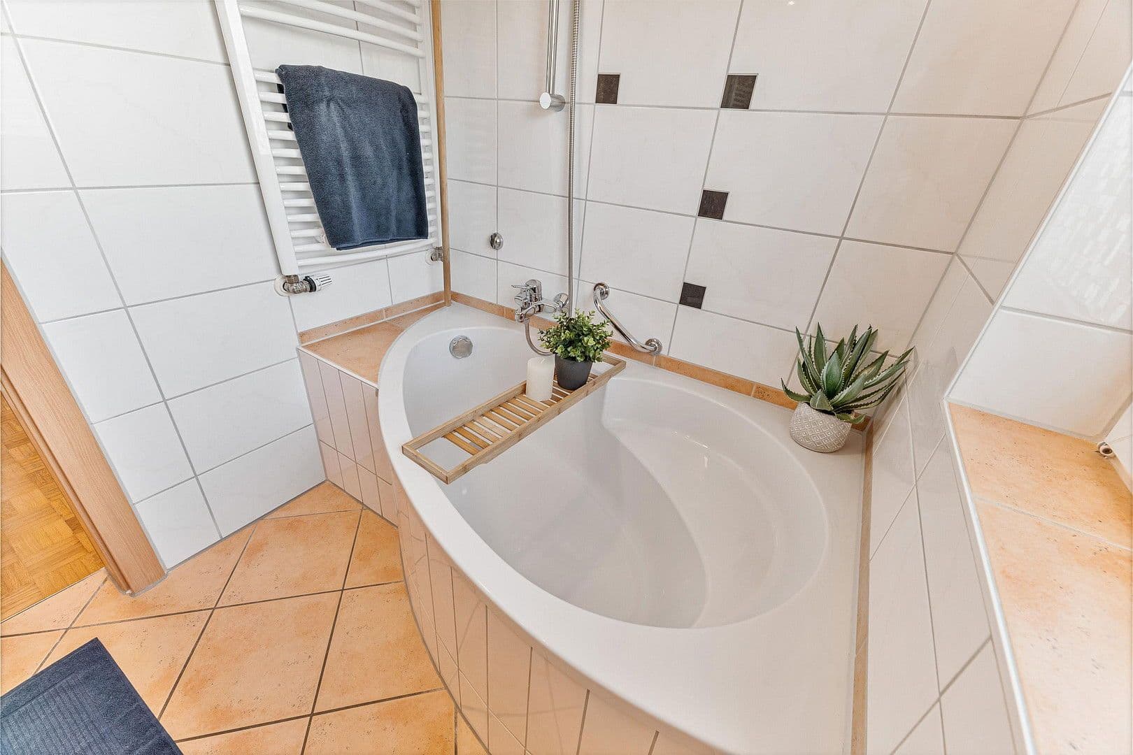 Prodej domu 118 m², pozemek 184 m², Ulm, Bádensko-Württembersko Prodej domu 118 m², pozemek 184 m², Ulm, Bádensko-Württembersko