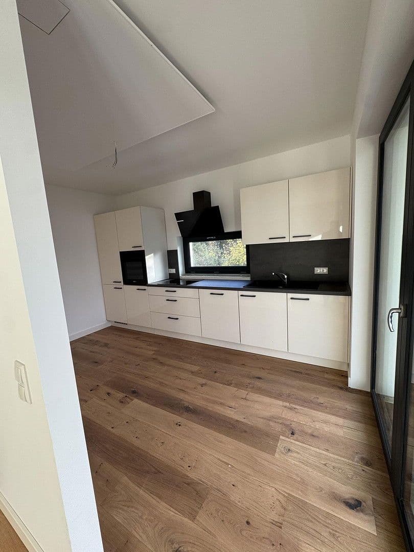 Pronájem bytu 2+1 60 m², Schmitz Hübsch 55, Magdeburg, Sasko-Anhaltsko Pronájem bytu 2+1 60 m², Schmitz Hübsch 55, Magdeburg, Sasko-Anhaltsko