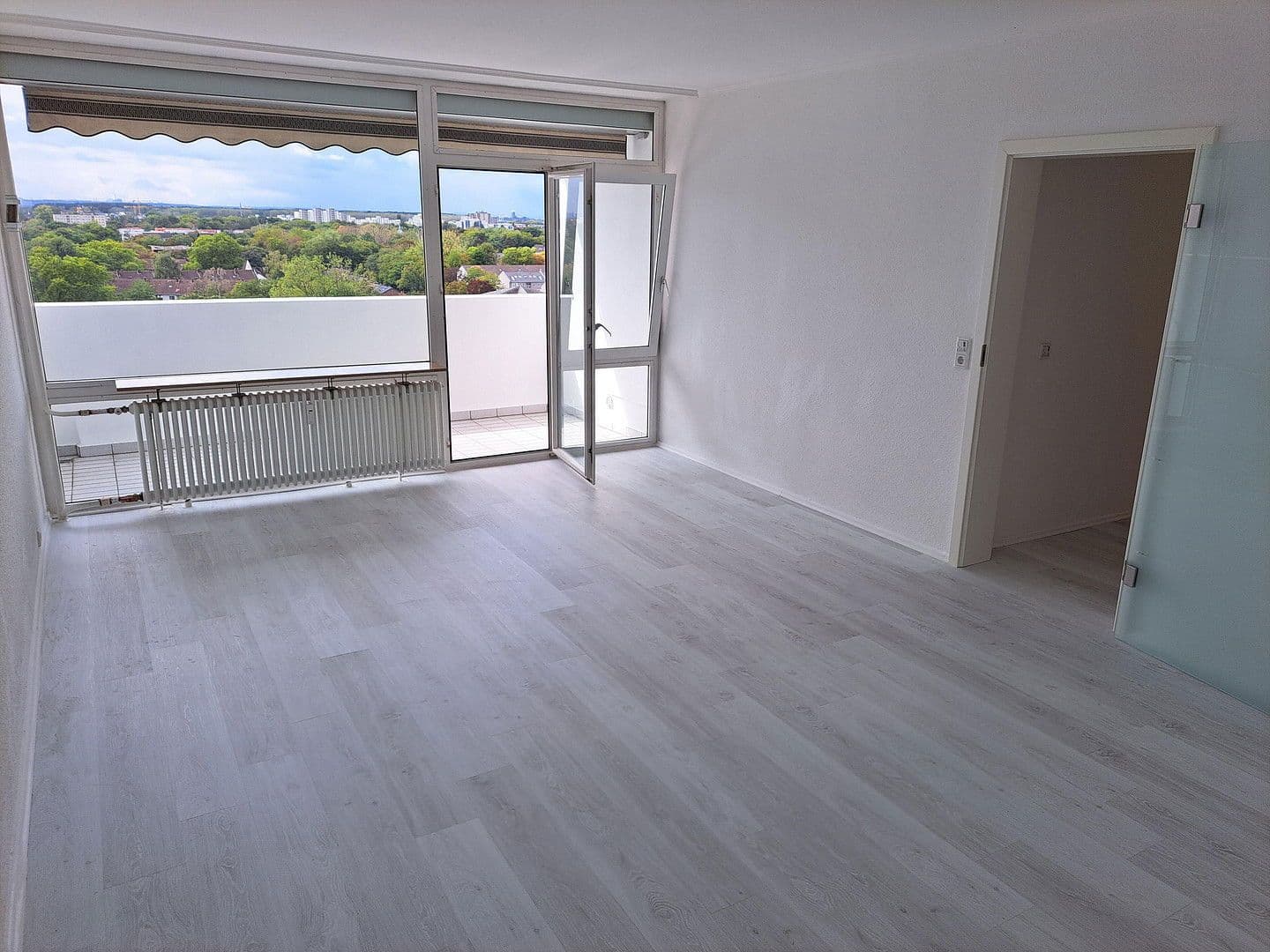 Pronájem bytu 2+kk 88 m², Im Falkenhorst 8, Köln, Severní Porýní-Vestfálsko Pronájem bytu 2+kk 88 m², Im Falkenhorst 8, Köln, Severní Porýní-Vestfálsko