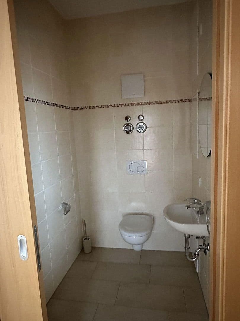 Pronájem bytu 3+1 92 m², Kurt-Huber-Ring 2a, Fürstenfeldbruck, Bavorsko Pronájem bytu 3+1 92 m², Kurt-Huber-Ring 2a, Fürstenfeldbruck, Bavorsko