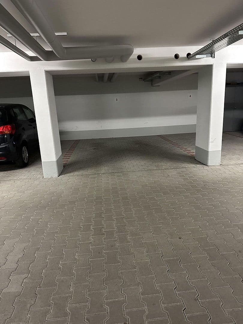 Pronájem bytu 3+1 92 m², Kurt-Huber-Ring 2a, Fürstenfeldbruck, Bavorsko Pronájem bytu 3+1 92 m², Kurt-Huber-Ring 2a, Fürstenfeldbruck, Bavorsko