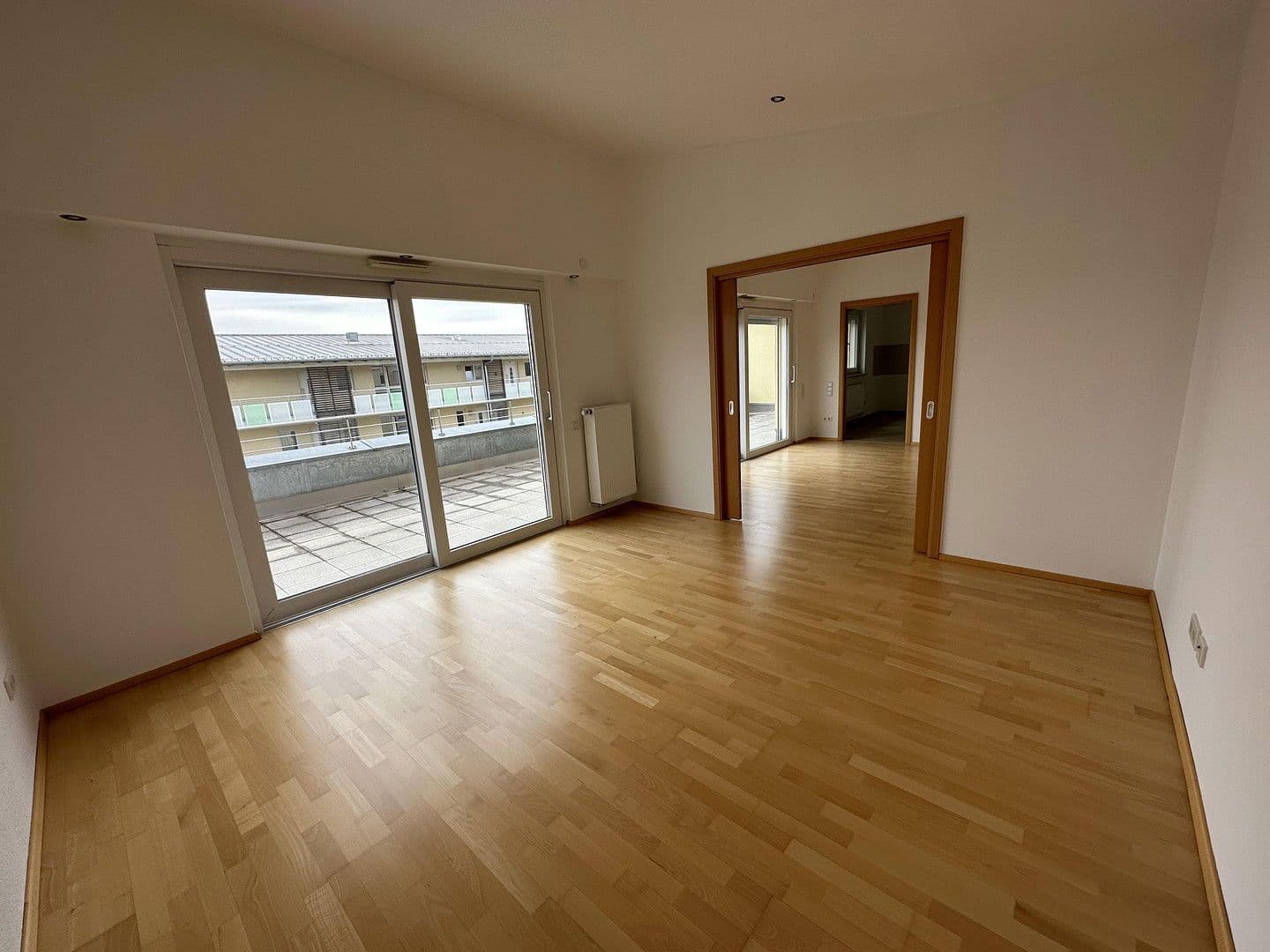 Pronájem bytu 3+1 92 m², Kurt-Huber-Ring 2a, Fürstenfeldbruck, Bavorsko Pronájem bytu 3+1 92 m², Kurt-Huber-Ring 2a, Fürstenfeldbruck, Bavorsko