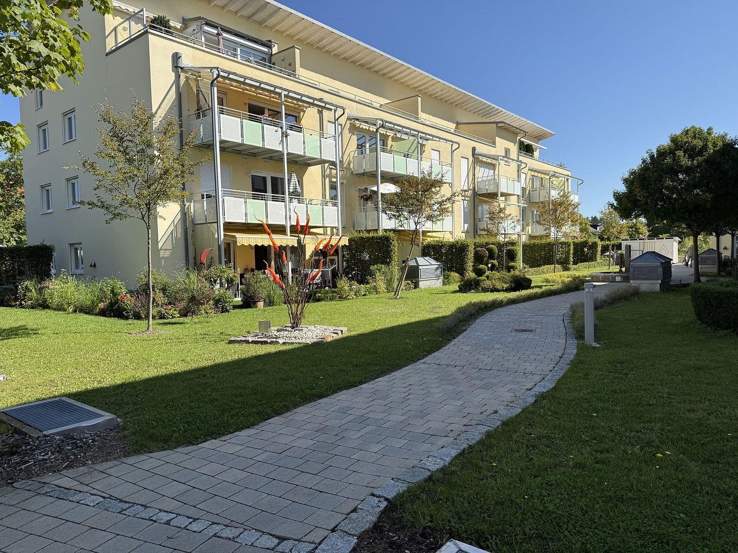 Pronájem bytu 3+1 92 m², Kurt-Huber-Ring 2a, Fürstenfeldbruck, Bavorsko Pronájem bytu 3+1 92 m², Kurt-Huber-Ring 2a, Fürstenfeldbruck, Bavorsko