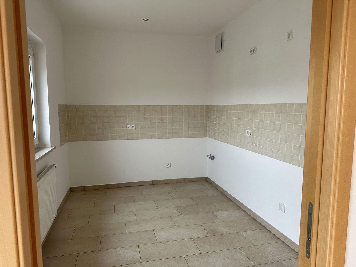 Pronájem bytu 3+1 92 m², Kurt-Huber-Ring 2a, Fürstenfeldbruck, Bavorsko Pronájem bytu 3+1 92 m², Kurt-Huber-Ring 2a, Fürstenfeldbruck, Bavorsko