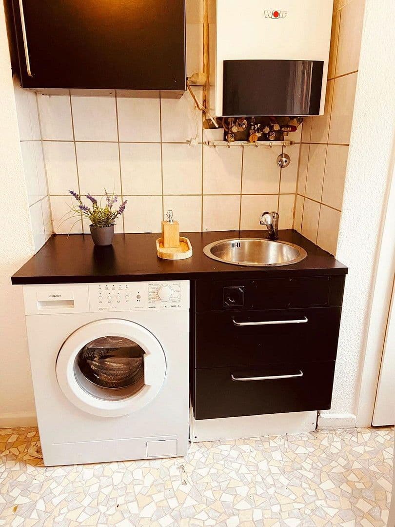 Pronájem bytu 2+1 55 m², Duissernstraße 83, Duisburg, Severní Porýní-Vestfálsko Pronájem bytu 2+1 55 m², Duissernstraße 83, Duisburg, Severní Porýní-Vestfálsko