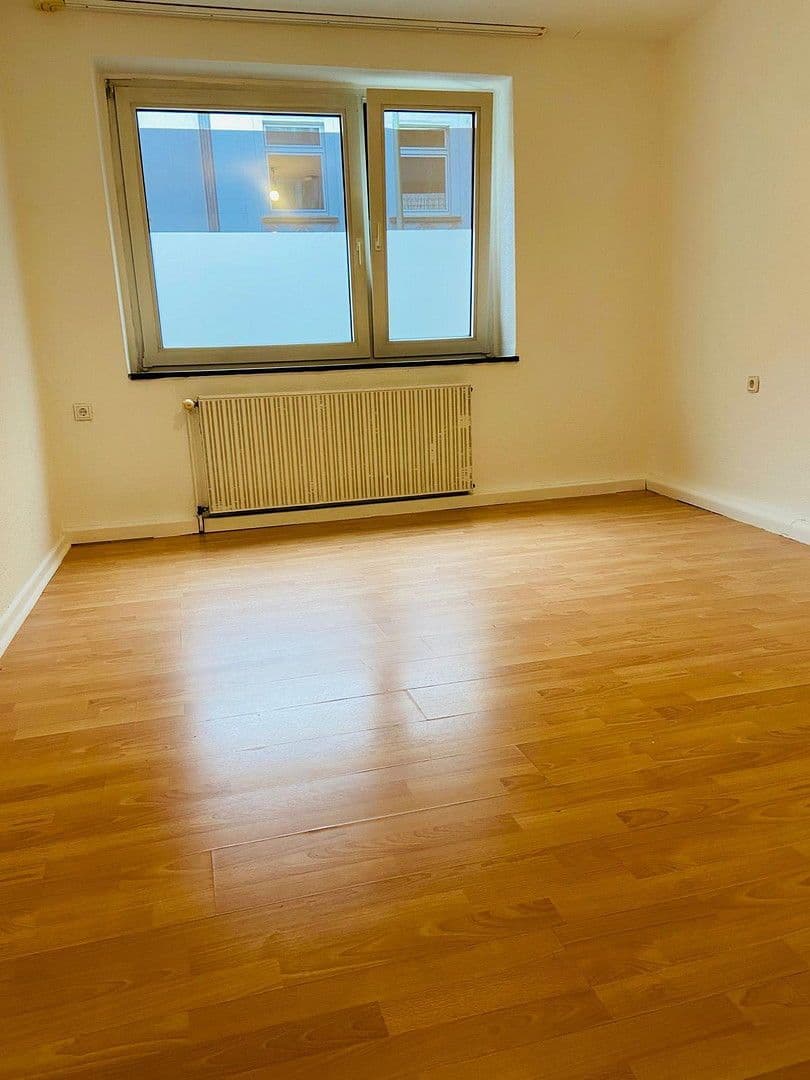 Pronájem bytu 2+1 55 m², Duissernstraße 83, Duisburg, Severní Porýní-Vestfálsko Pronájem bytu 2+1 55 m², Duissernstraße 83, Duisburg, Severní Porýní-Vestfálsko