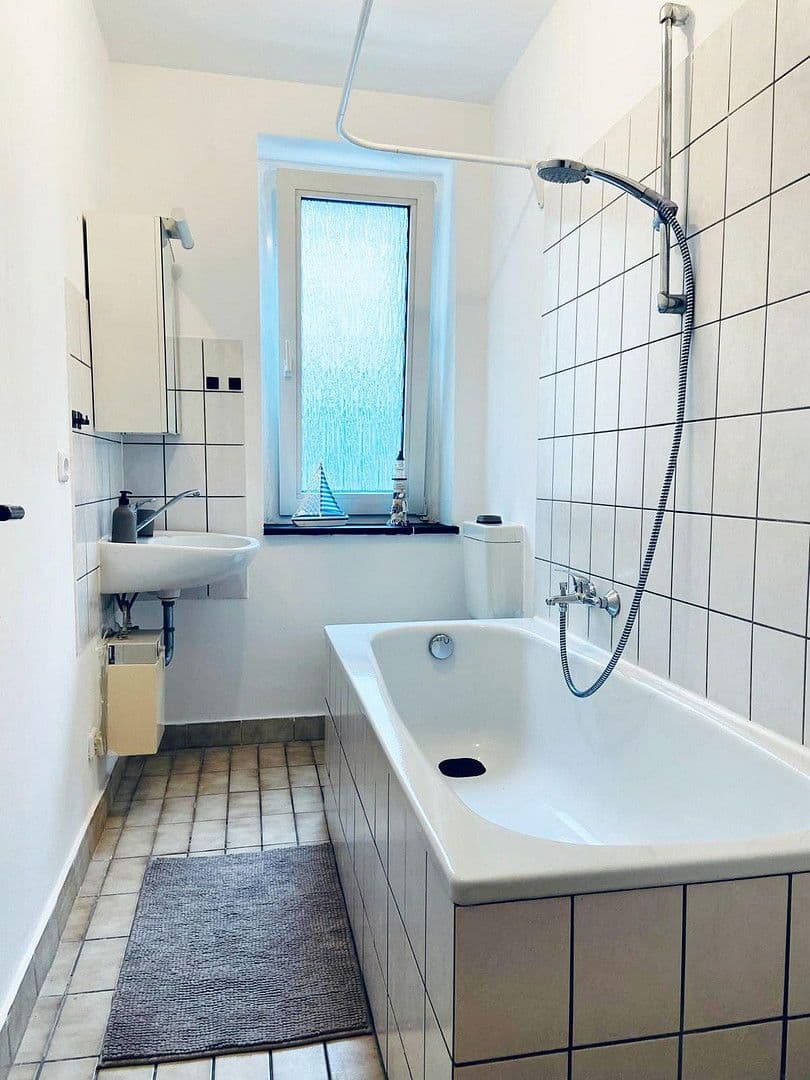 Pronájem bytu 2+1 55 m², Duissernstraße 83, Duisburg, Severní Porýní-Vestfálsko Pronájem bytu 2+1 55 m², Duissernstraße 83, Duisburg, Severní Porýní-Vestfálsko